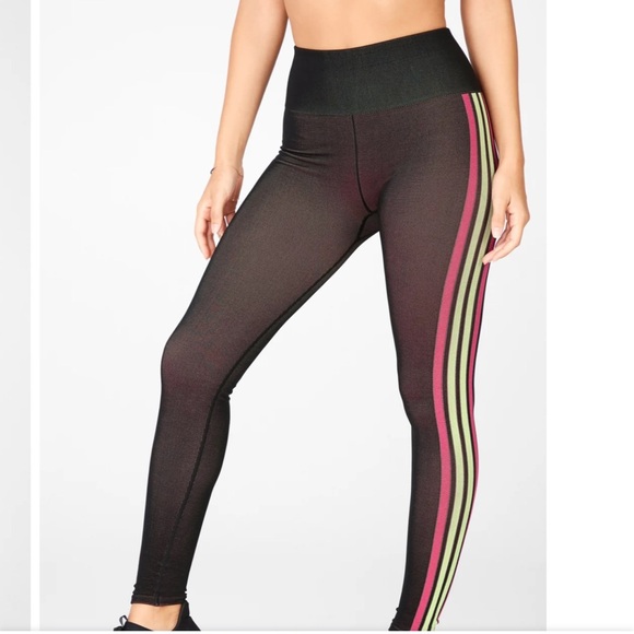 NWT FABLETICS High-Waisted Seamless Stripe Legging in XS Retail $59 - Picture 2 of 6